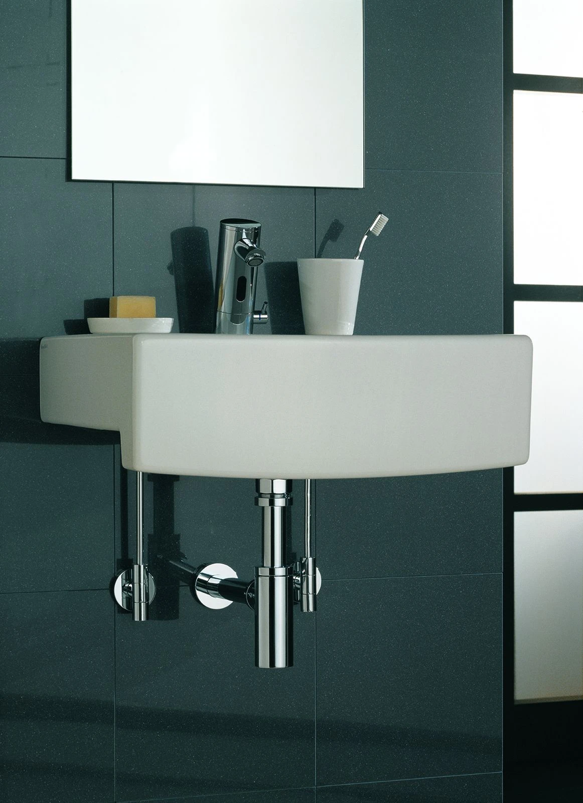 Schell Puris E Elektronische-Waschtisch-Armatur 012160699 Verchromt, Steckernetzteil, ND, Netzbetrieb, Für Mischwasser 4 Schell Puris E Elektronische-Waschtisch-Armatur 012160699 Verchromt, Steckernetzteil, ND, Netzbetrieb, Für Mischwasser – Bild 2